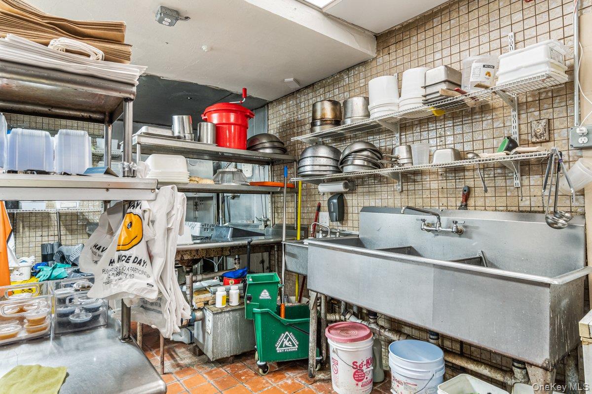 #16 photo, 4 Main Street, サフォーク郡 Kings Park , NY 11754