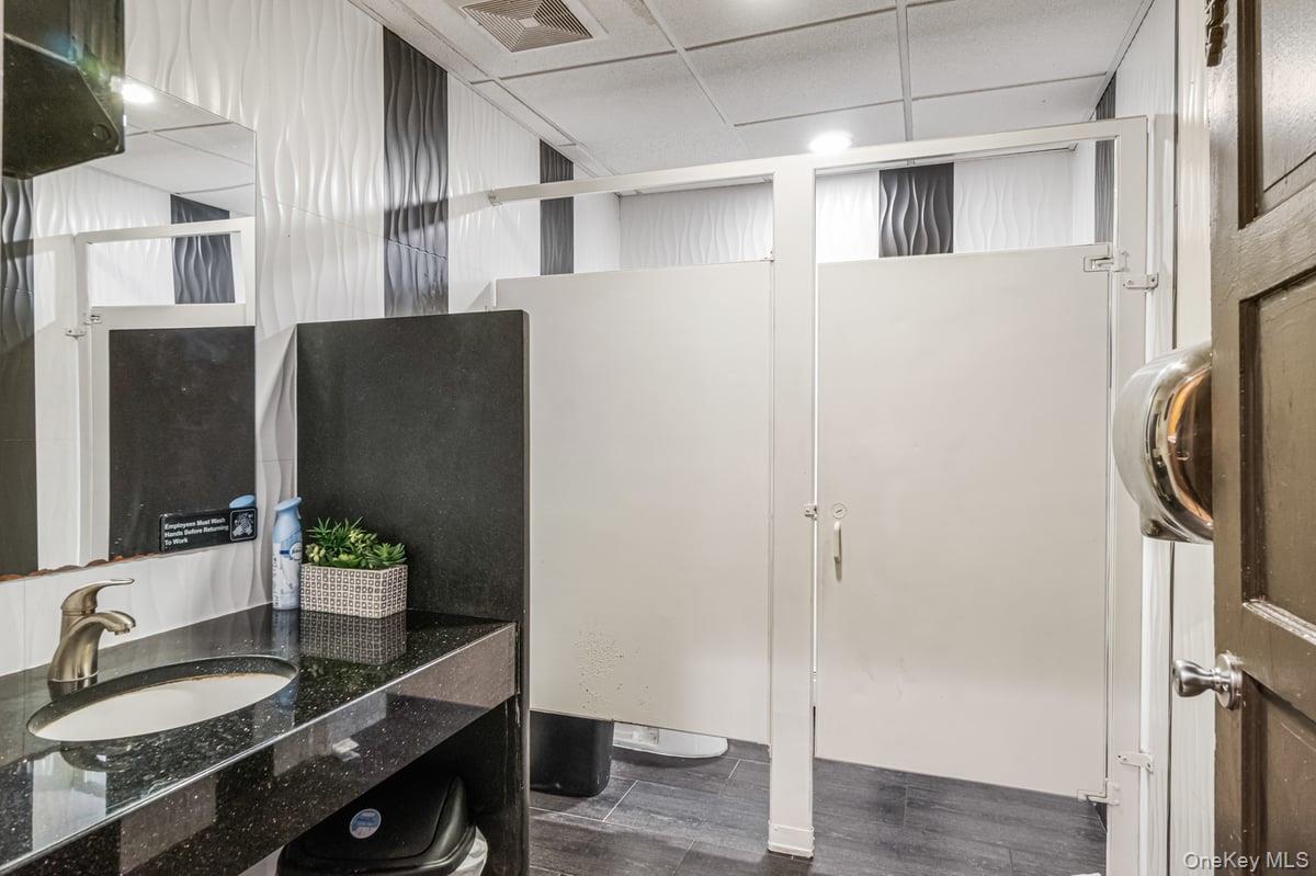 #18 photo, 4 Main Street, サフォーク郡 Kings Park , NY 11754