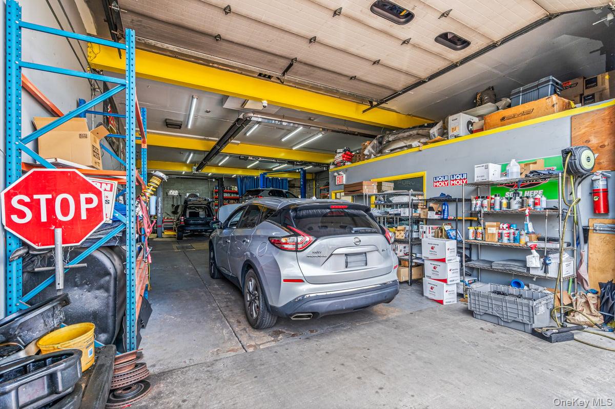 #4 photo, 15 Windsor Court, ナッソー郡 Mineola , NY 11501