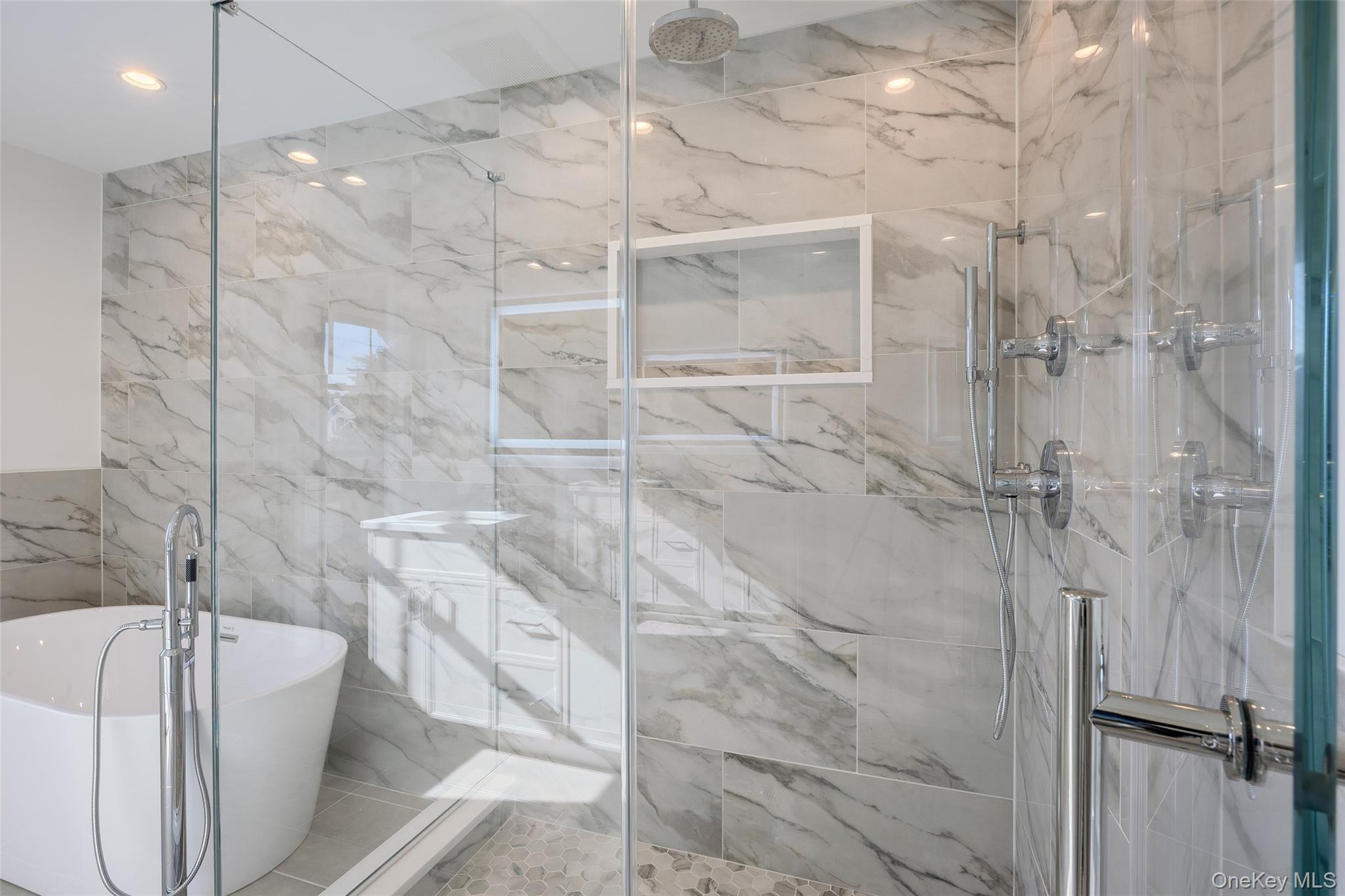 #19 photo, 121 Dean Street, ナッソー郡 Hicksville , NY 11801