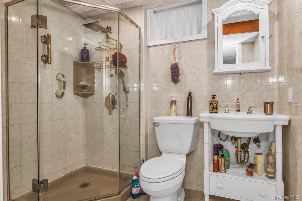 #11 photo, 4172 Glenwood Street, Little Neck , NY 11363