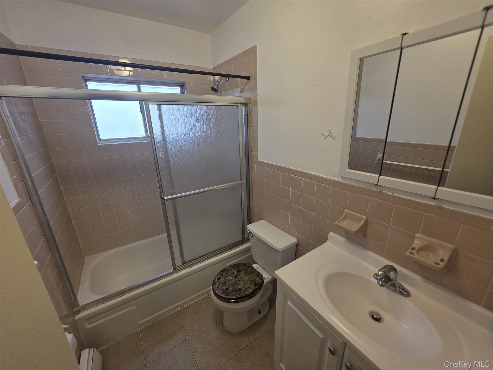 #13 photo, 16019 Horace Harding Expressway, クイーンズ区 Flushing , NY 11365