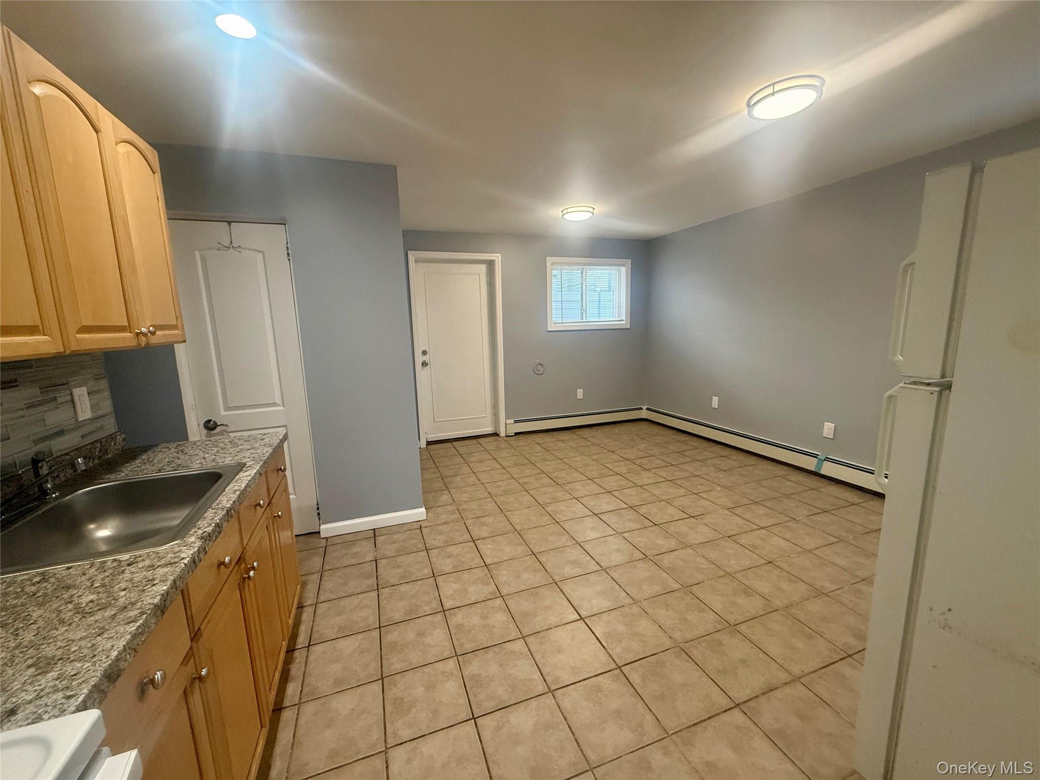 #14 photo, 109 S 15 Street, Lindenhurst , NY 11757