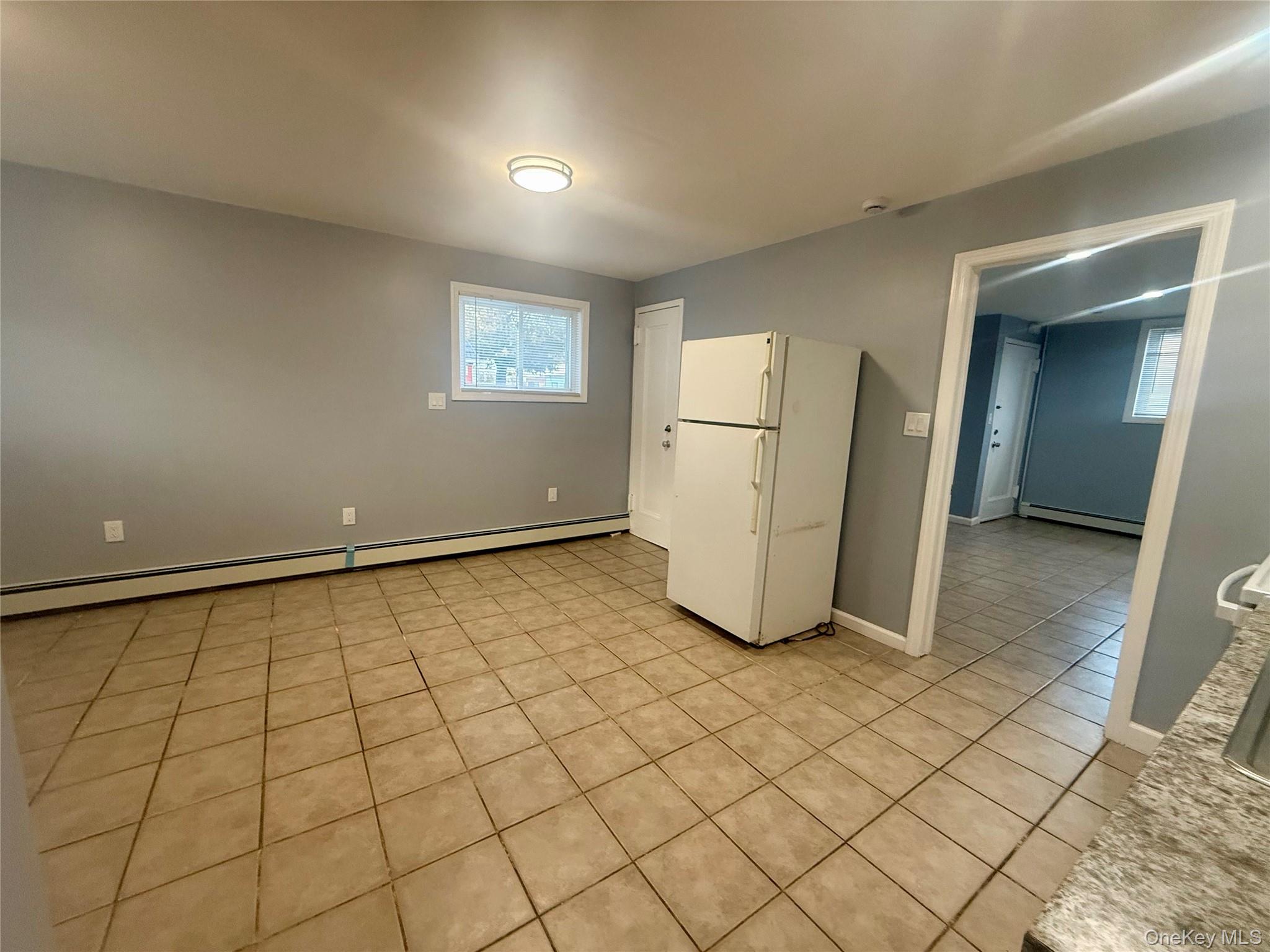 #18 photo, 109 S 15 Street, Lindenhurst , NY 11757