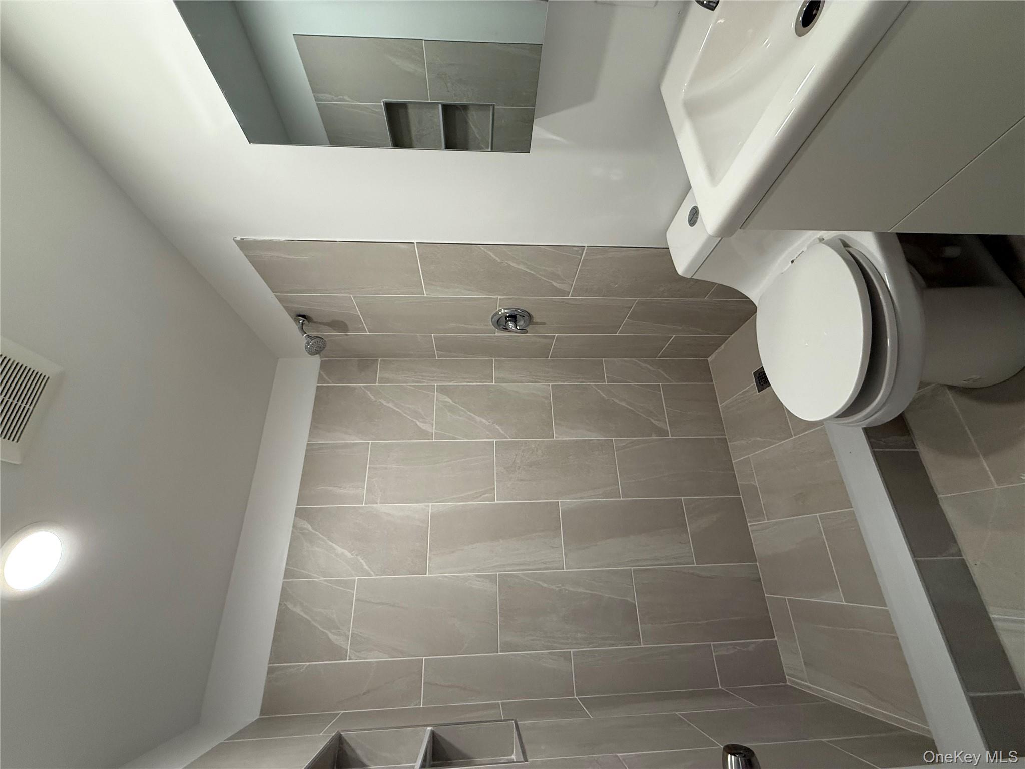 #4 photo, 13772 70th Avenue, Flushing , NY 11367