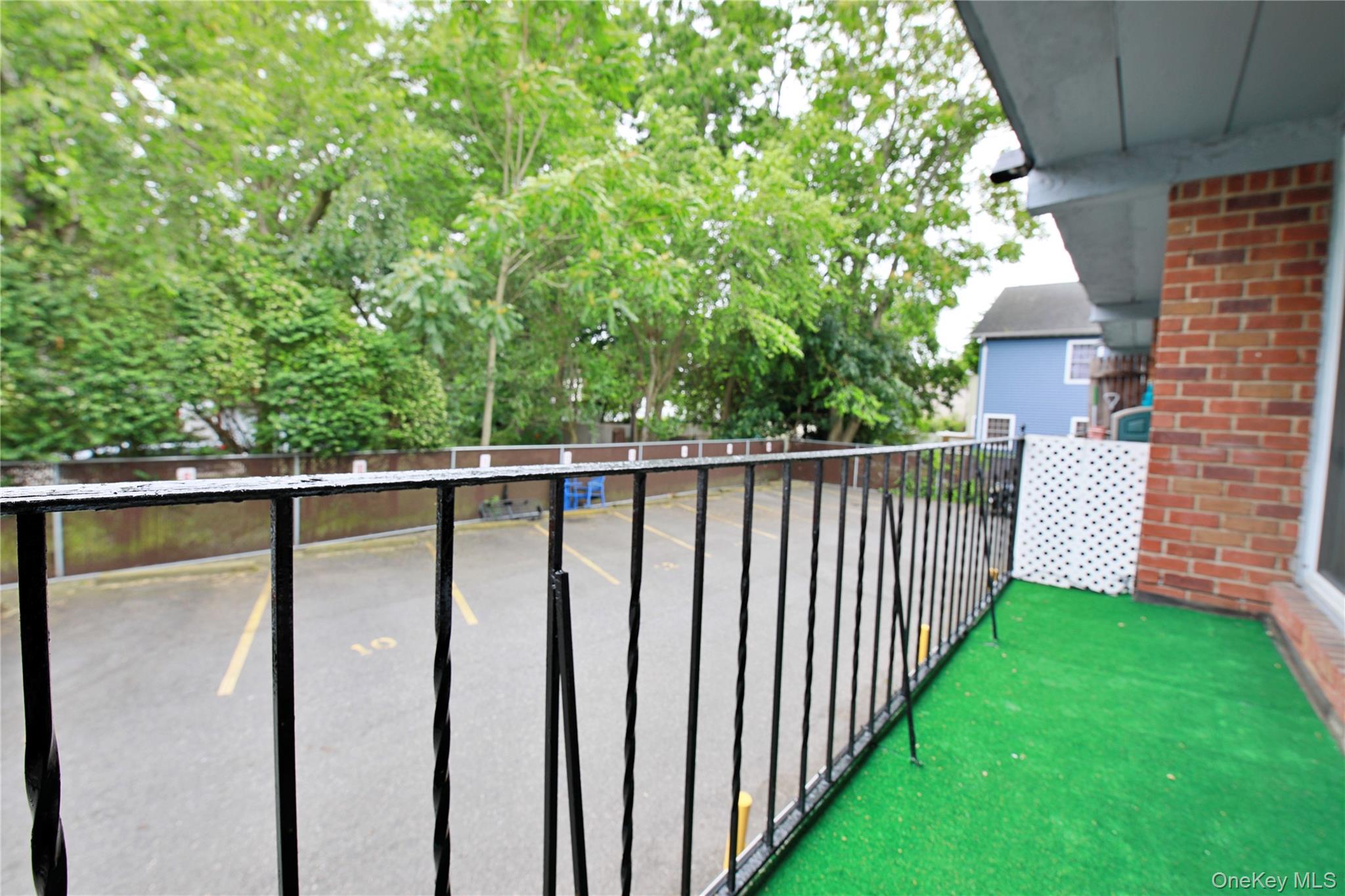 #15 photo, 121 Vincent Ave, ナッソー郡 Lynbrook , NY 11563