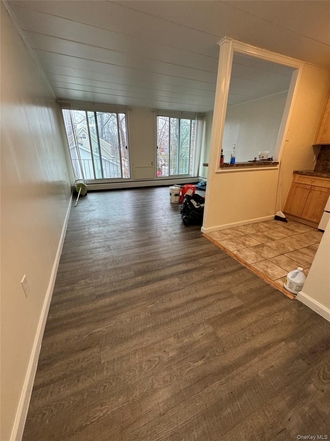 #3 photo, 121 Vincent Ave, ナッソー郡 Lynbrook , NY 11563