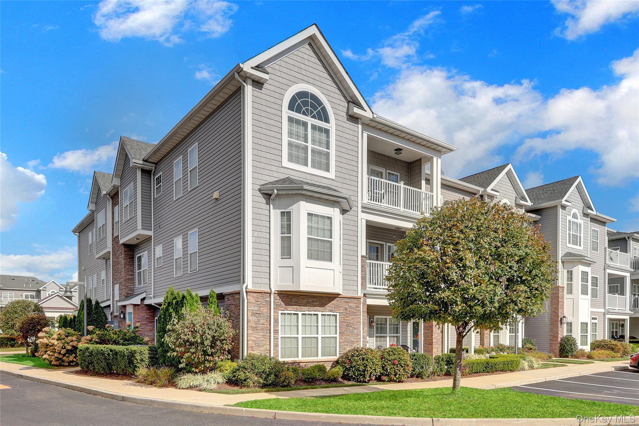 #1 photo, 171 Clubhouse Circle, サフォーク郡 Melville , NY 11747