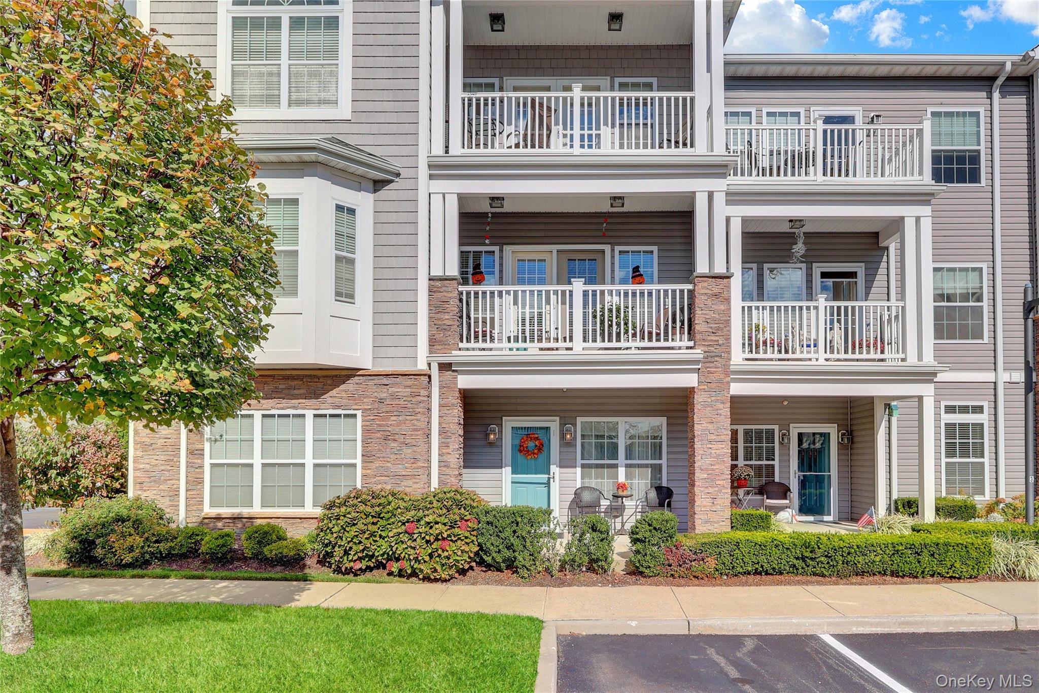 #3 photo, 171 Clubhouse Circle, サフォーク郡 Melville , NY 11747