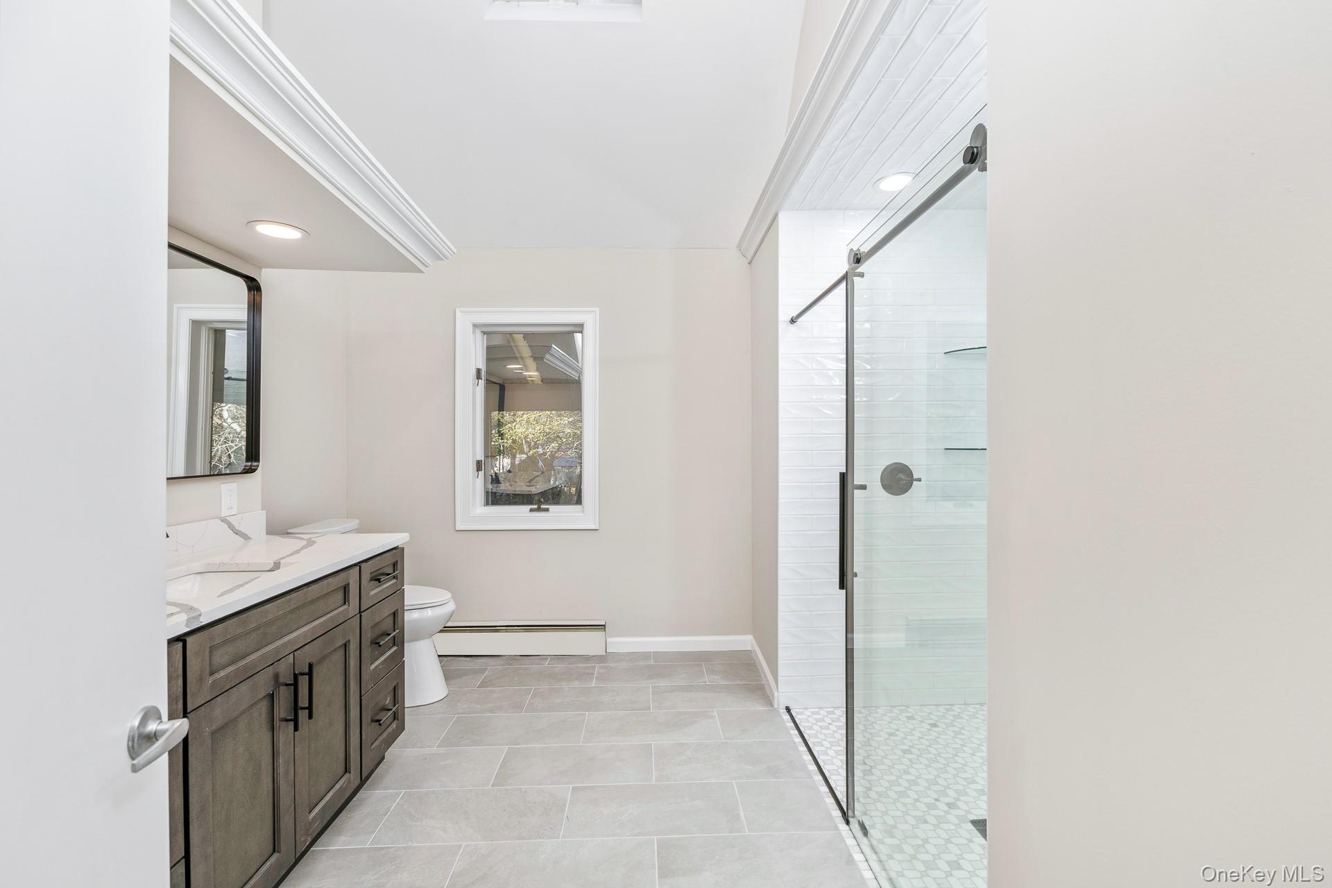 #14 photo, 47 Belleview Avenue, サフォーク郡 Center Moriches , NY 11934