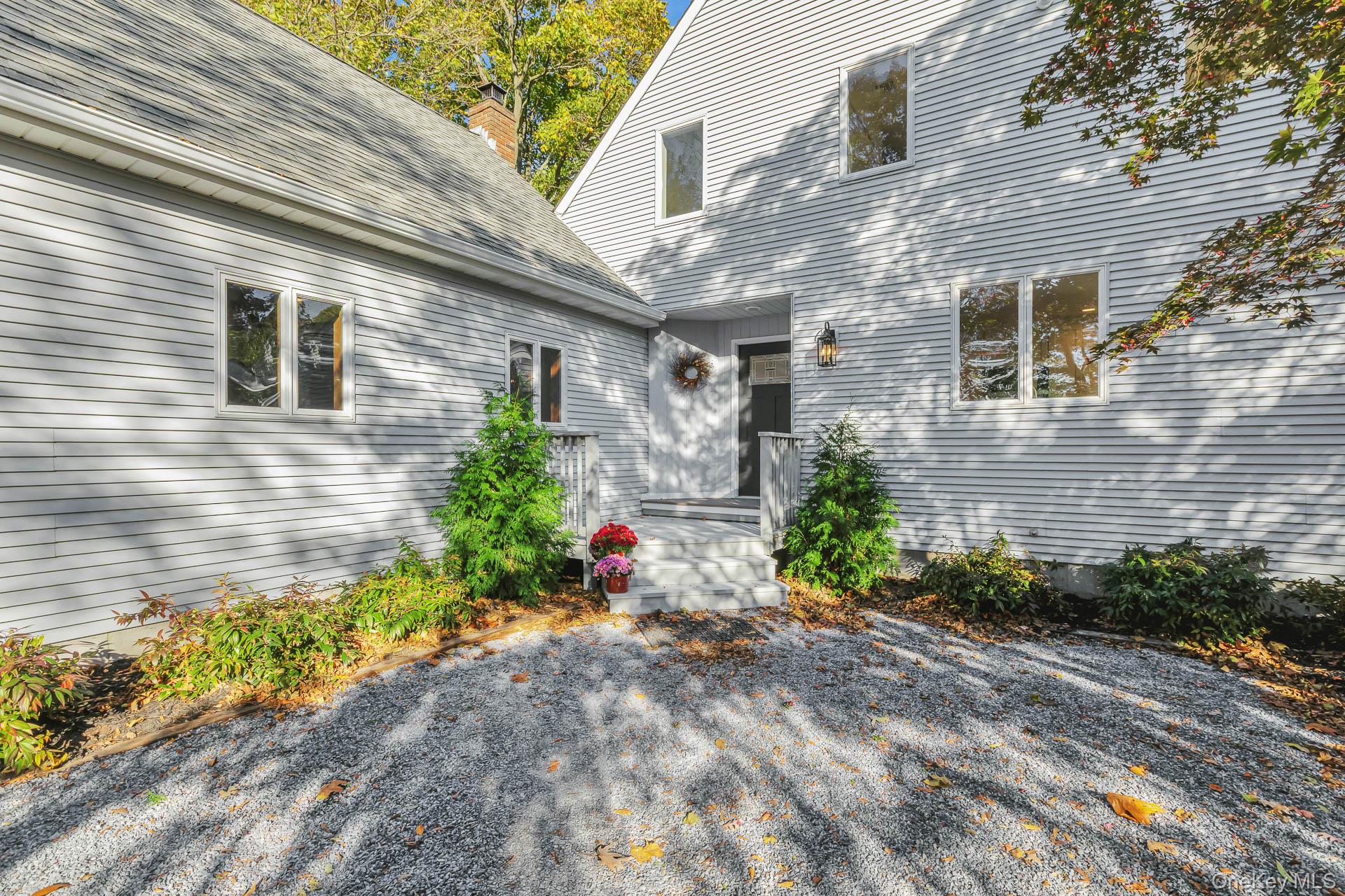 #2 photo, 47 Belleview Avenue, サフォーク郡 Center Moriches , NY 11934