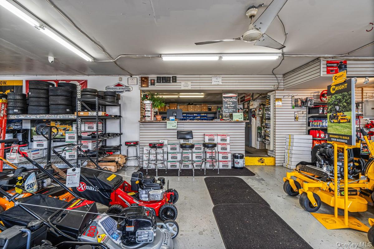 #20 photo, 75 Windsor Avenue, ナッソー郡 Mineola , NY 11501