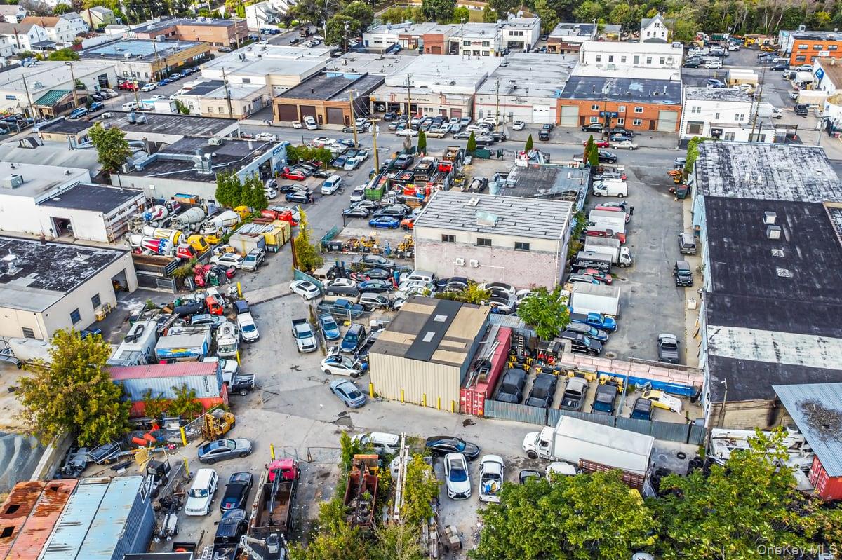 #9 photo, 75 Windsor Avenue, ナッソー郡 Mineola , NY 11501