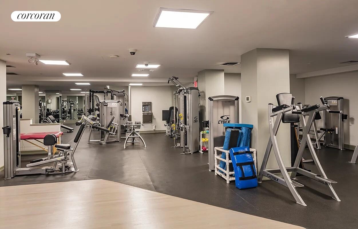 #17 photo, 405 W 23RD Street, マンハッタン Chelsea , NY 10011