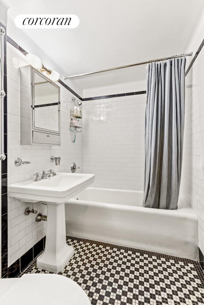 #7 photo, 405 W 23RD Street, マンハッタン Chelsea , NY 10011