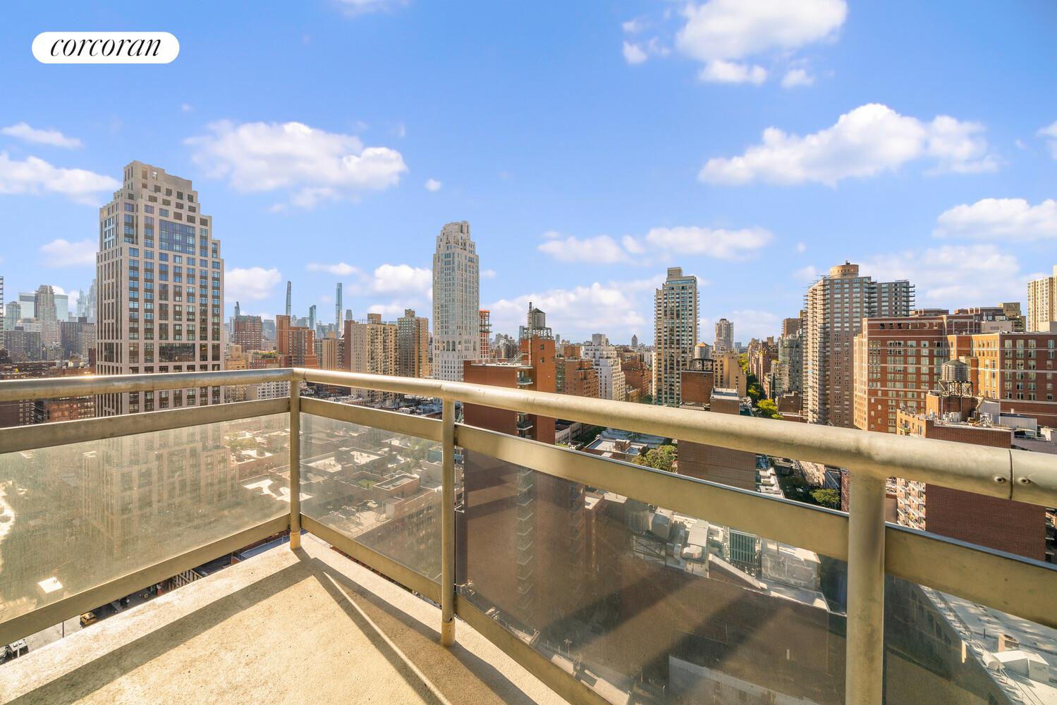 #8 photo, New York City, マンハッタン Yorkville , NY 10028