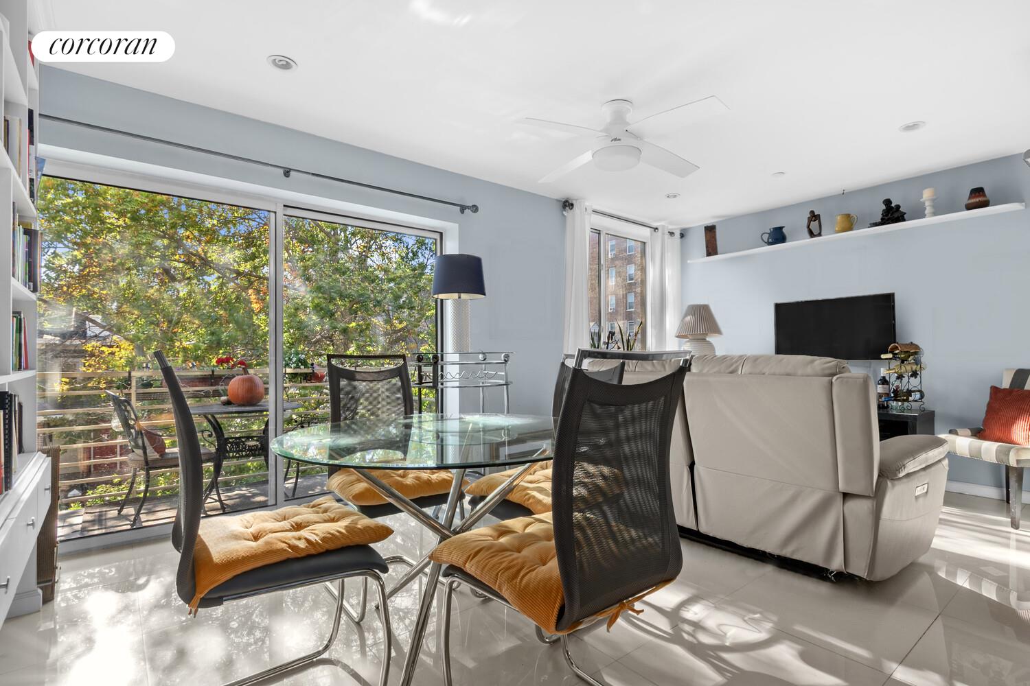 #3 photo, 145 KENILWORTH Place, ブルックリン区 Flatbush , NY 11210