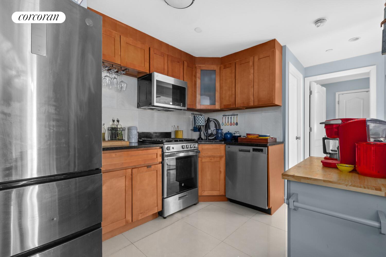 #5 photo, 145 KENILWORTH Place, ブルックリン区 Flatbush , NY 11210