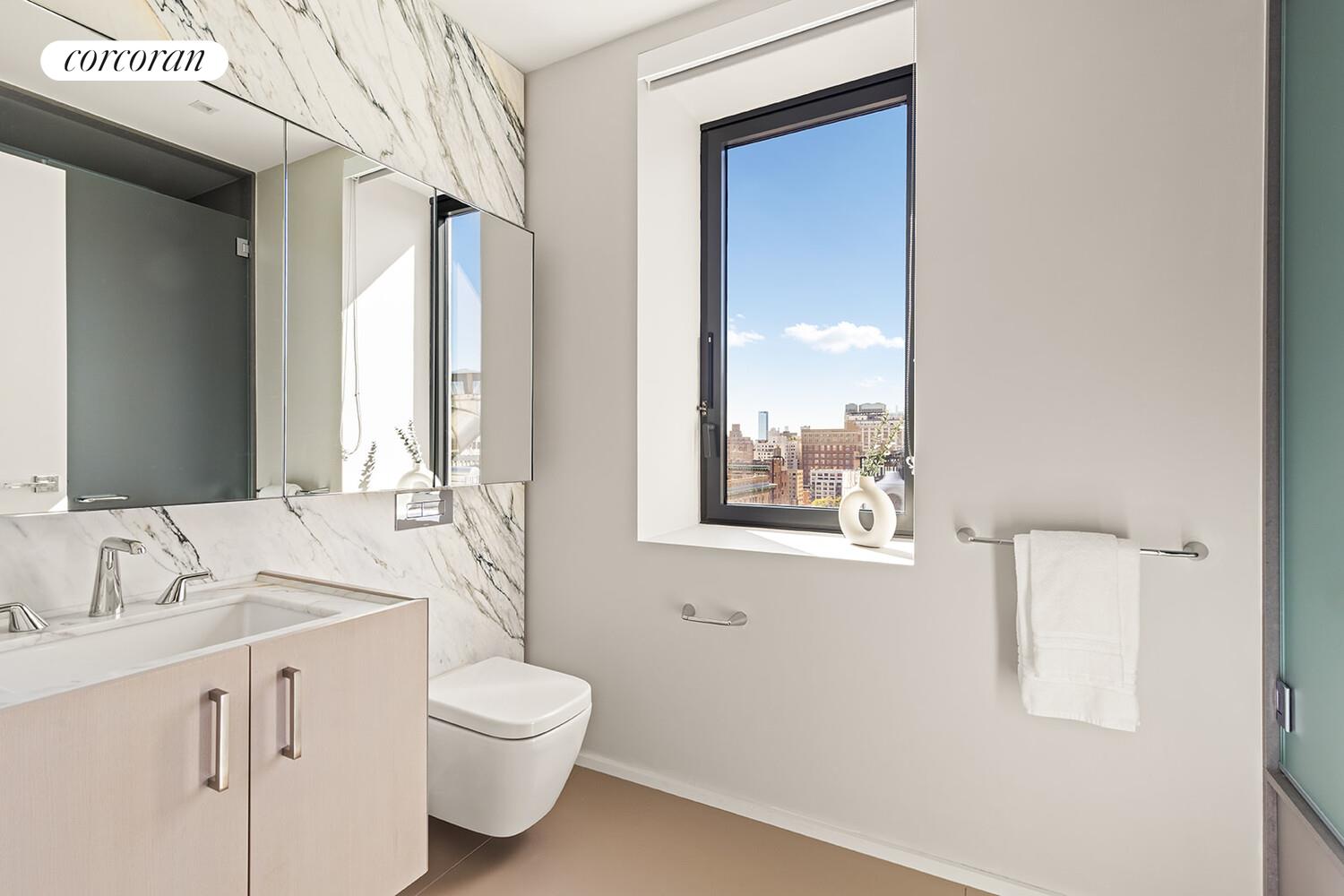 #12 photo, 121 E 22ND Street, マンハッタン Gramercy Park , NY 10010