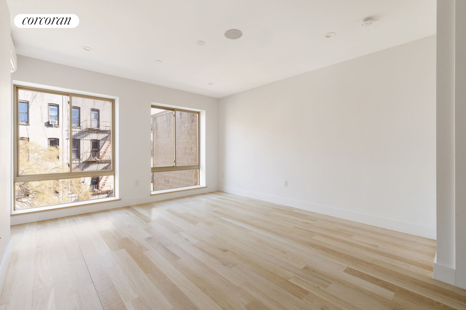 #8 photo, New York City, マンハッタン Central Harlem , NY 10030