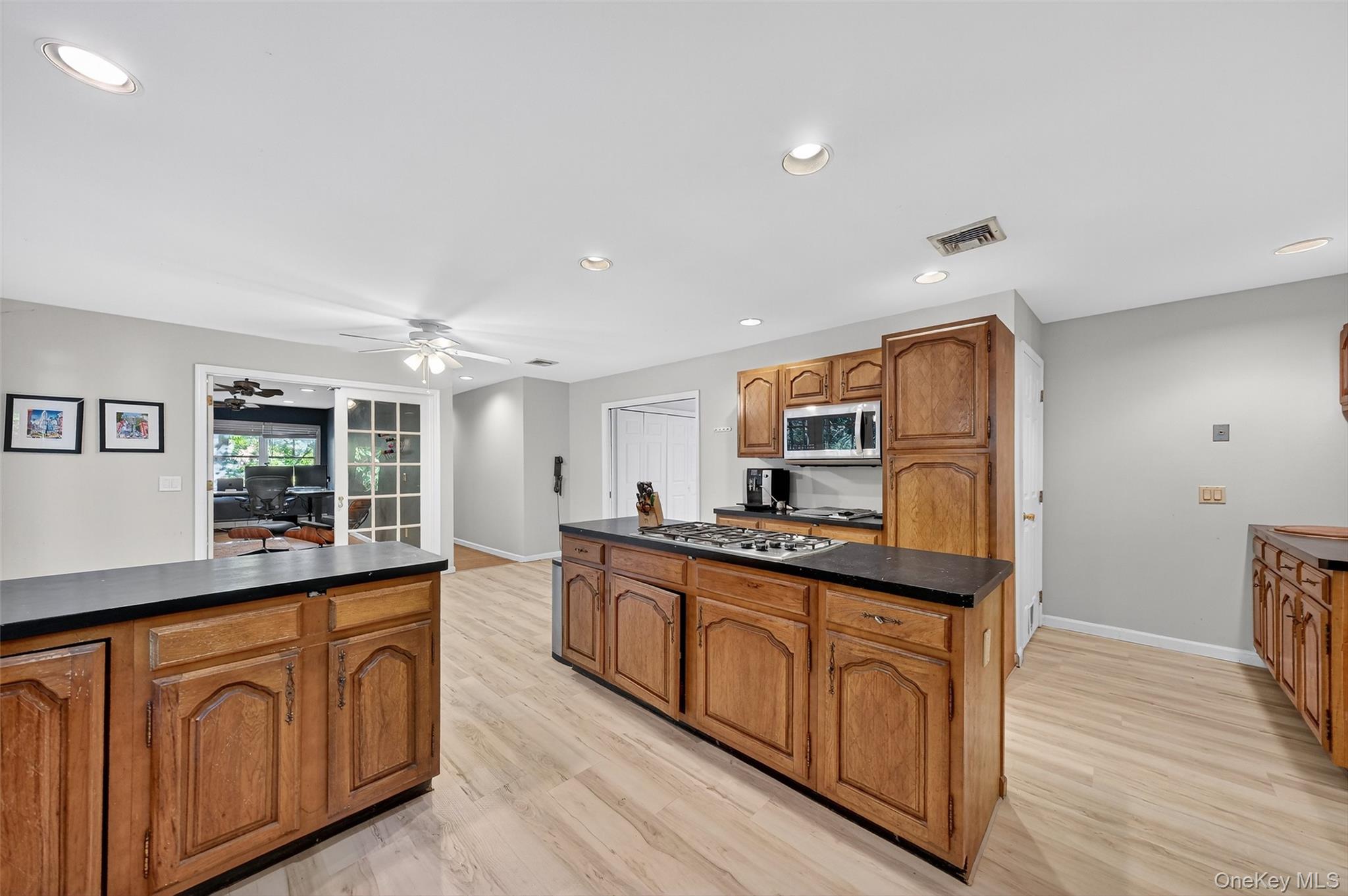 #12 photo, 23 Chester Court, Cortlandt Manor , NY 10567