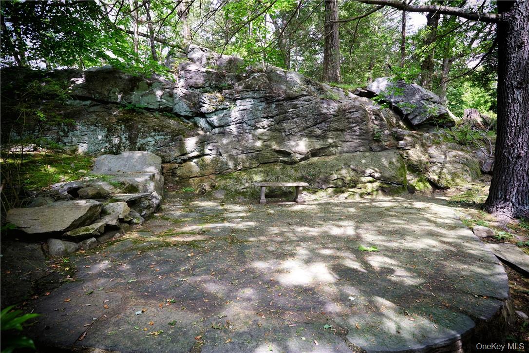 #12 photo, 8 Old Park Road, Tuxedo Park , NY 10987