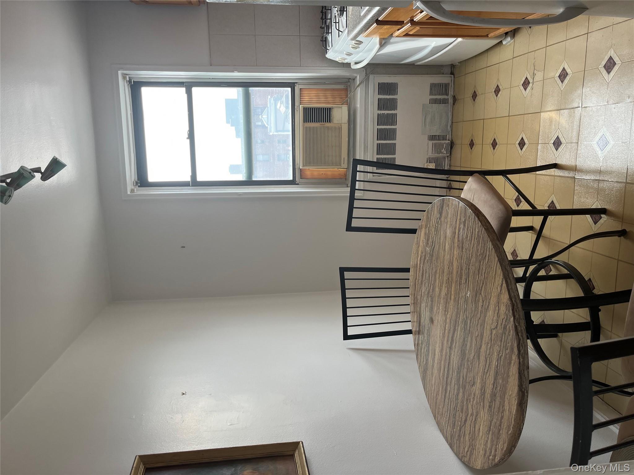 #3 photo, 2909 Ocean Avenue, Brooklyn , NY 11235