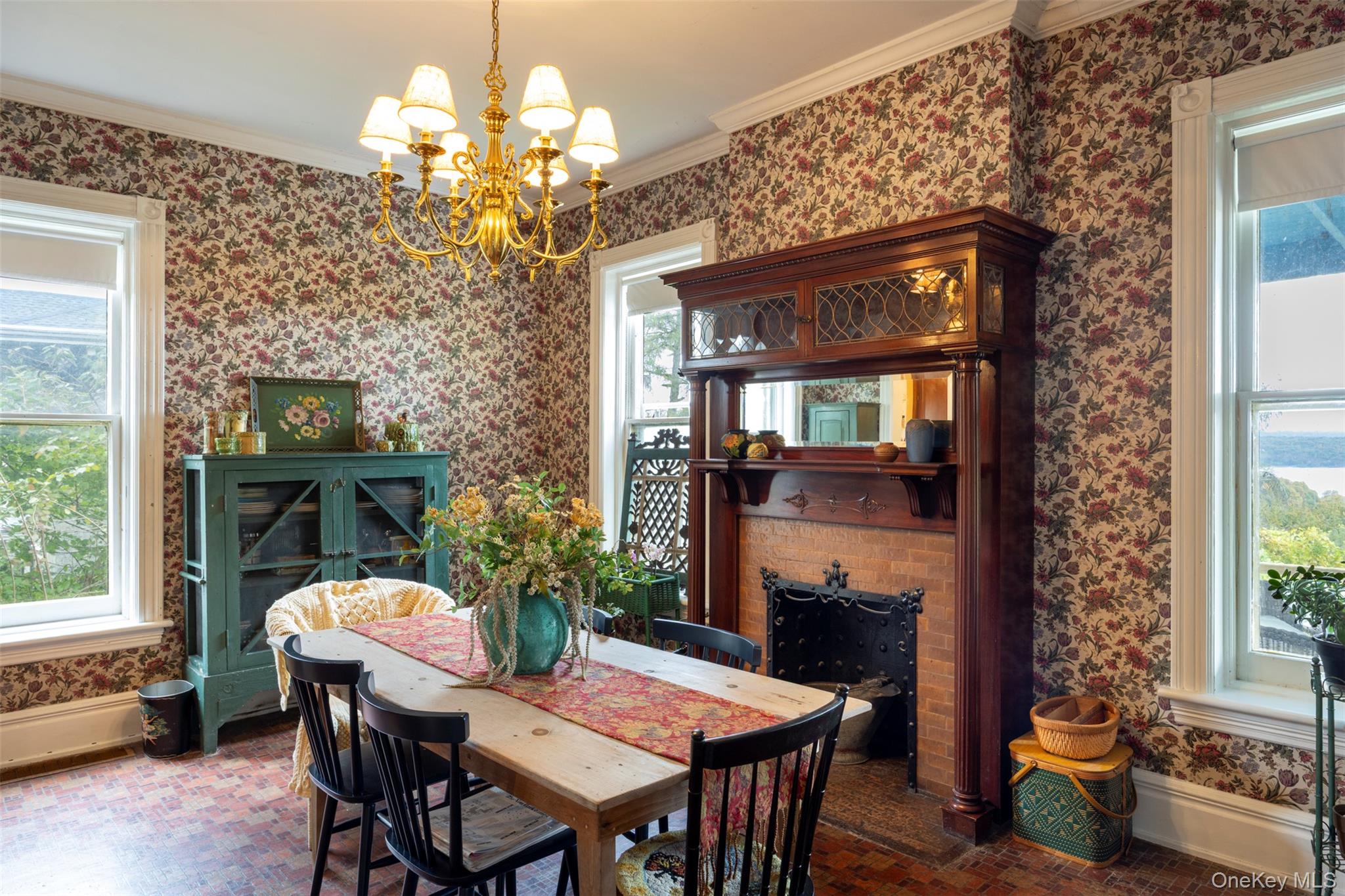 #16 photo, 44 W Chestnut Street, Kingston , NY 12401