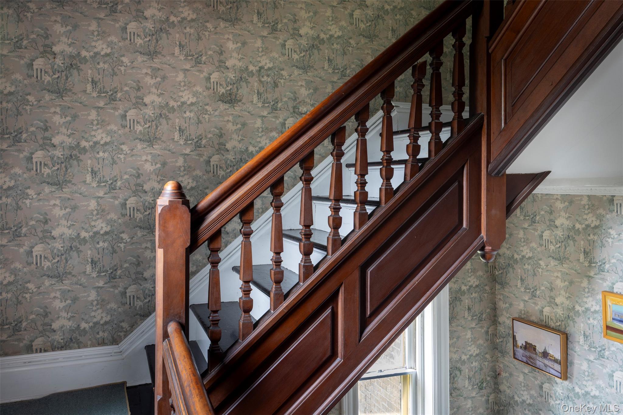 #18 photo, 44 W Chestnut Street, Kingston , NY 12401