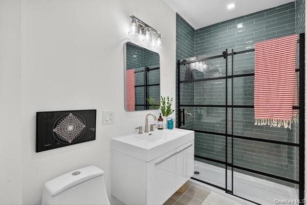 #13 photo, 26 Gill Street, Kingston , NY 12401