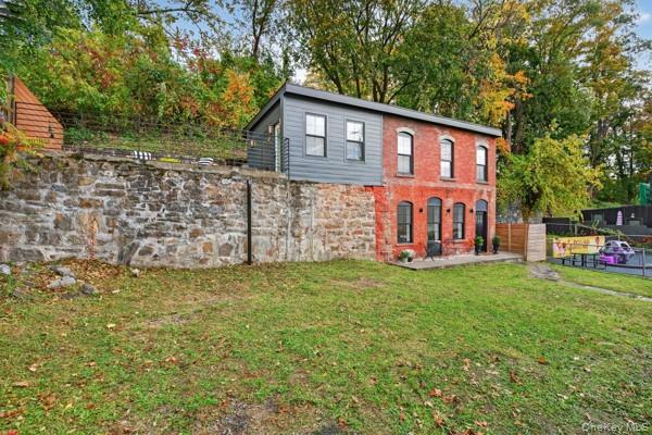 #2 photo, 26 Gill Street, Kingston , NY 12401