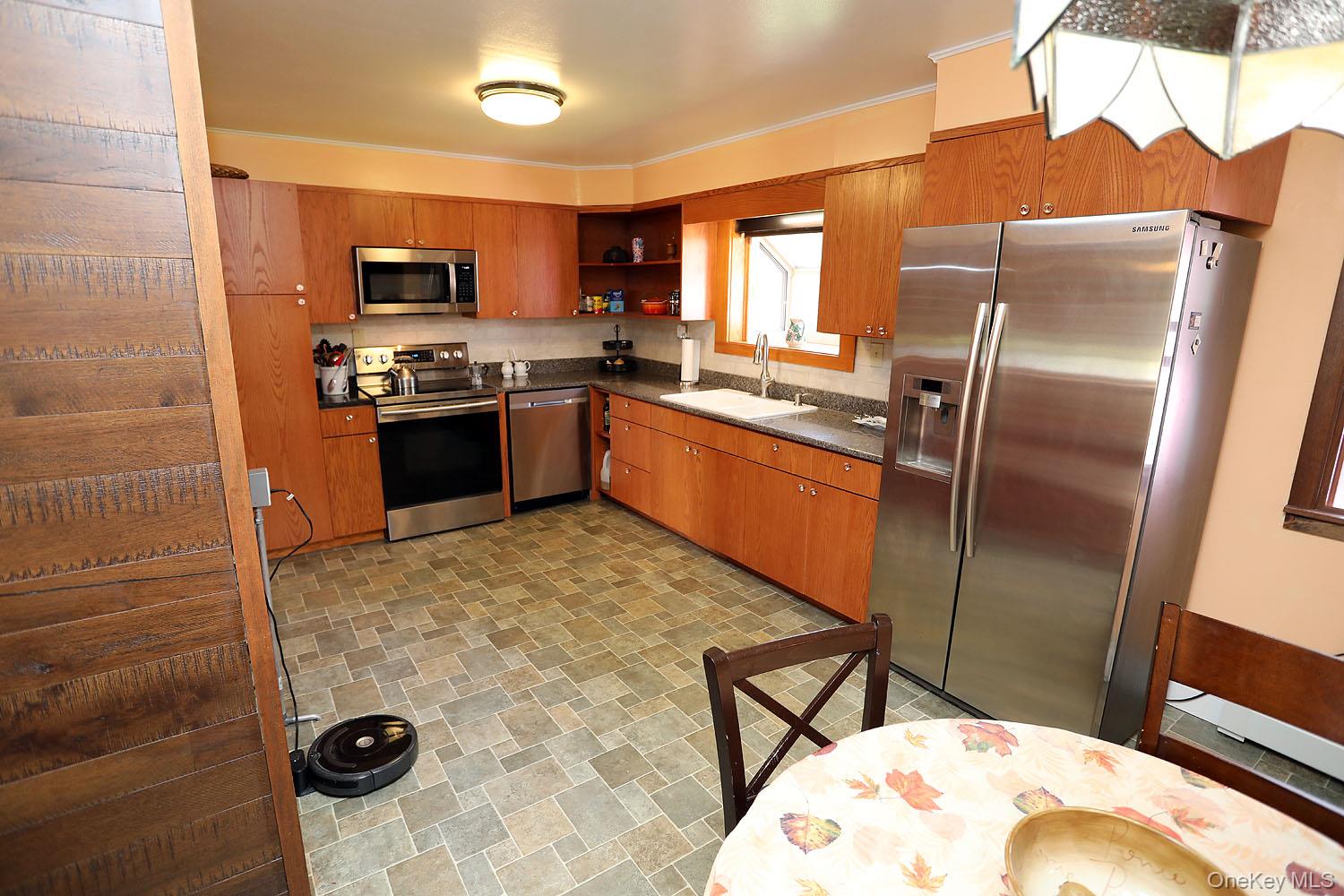 #10 photo, 31 Erlemann Road, Jeffersonville , NY 12748