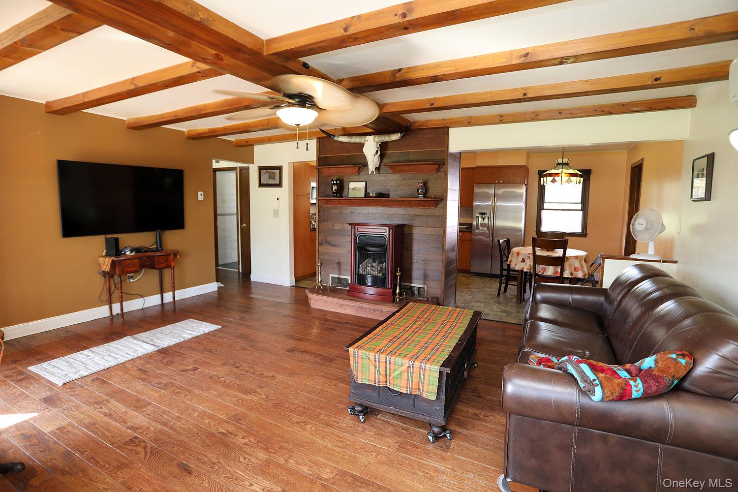 #8 photo, 31 Erlemann Road, Jeffersonville , NY 12748