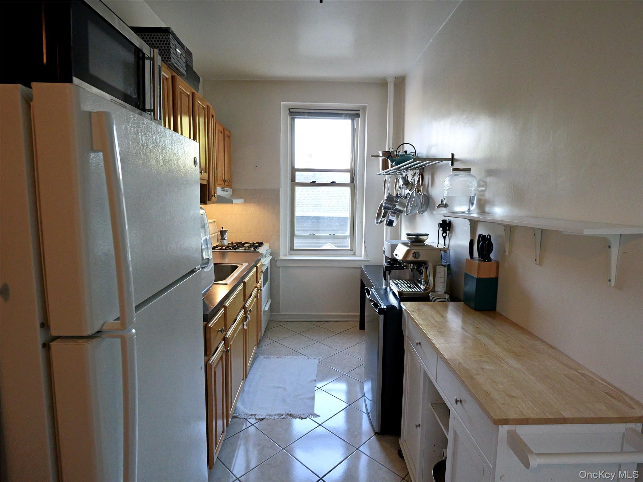 #10 photo, 3321 Bruckner Blvd., ブロンクス区 Bronx , NY 10461