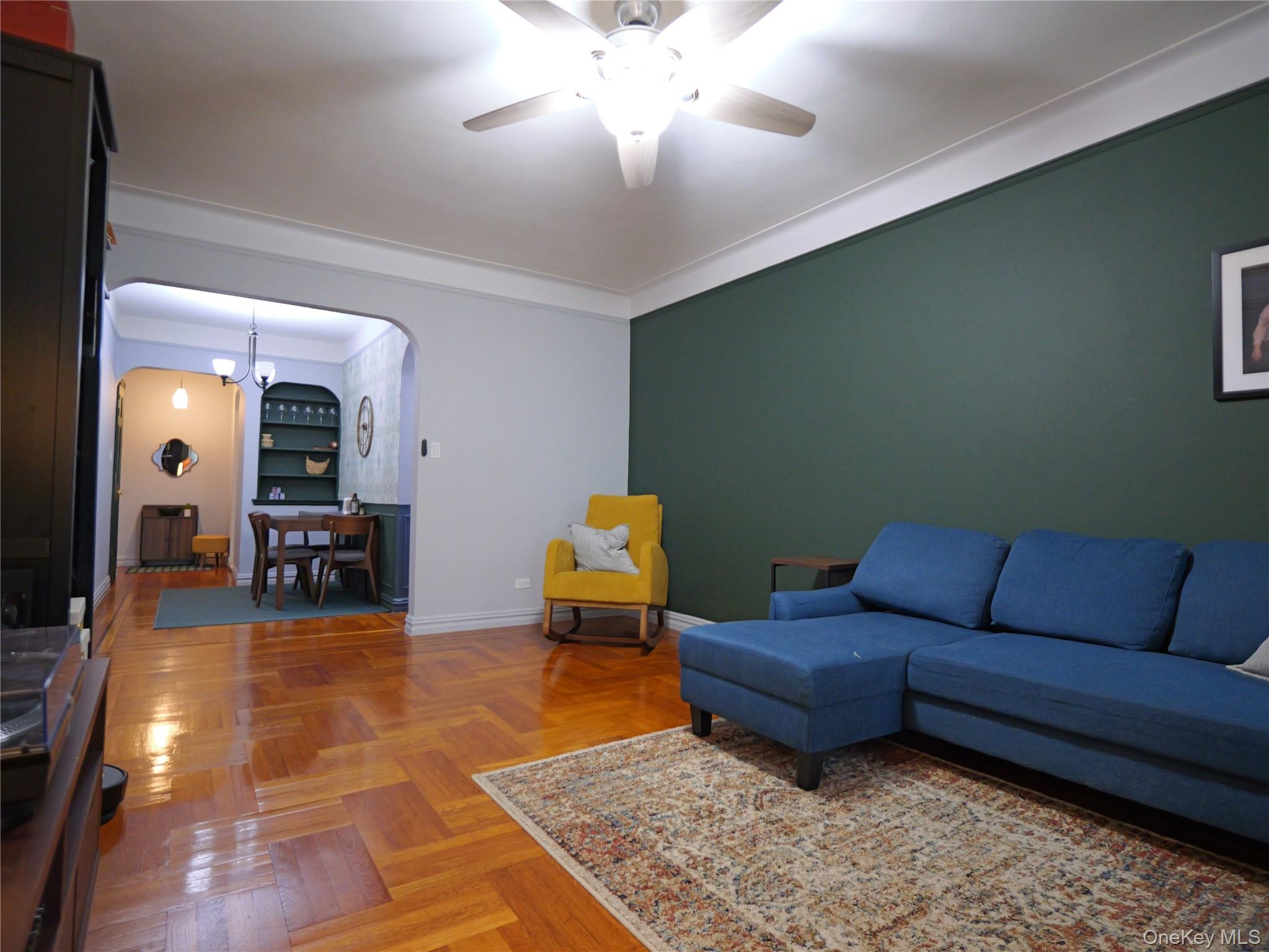 #16 photo, 3321 Bruckner Blvd., ブロンクス区 Bronx , NY 10461