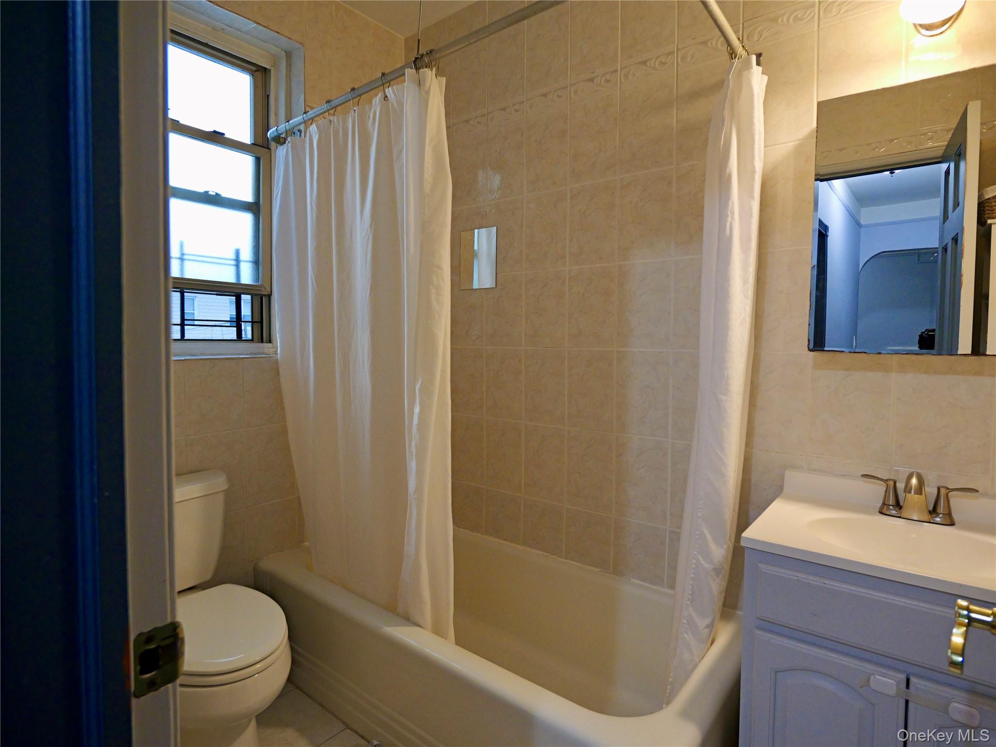 #19 photo, 3321 Bruckner Blvd., ブロンクス区 Bronx , NY 10461