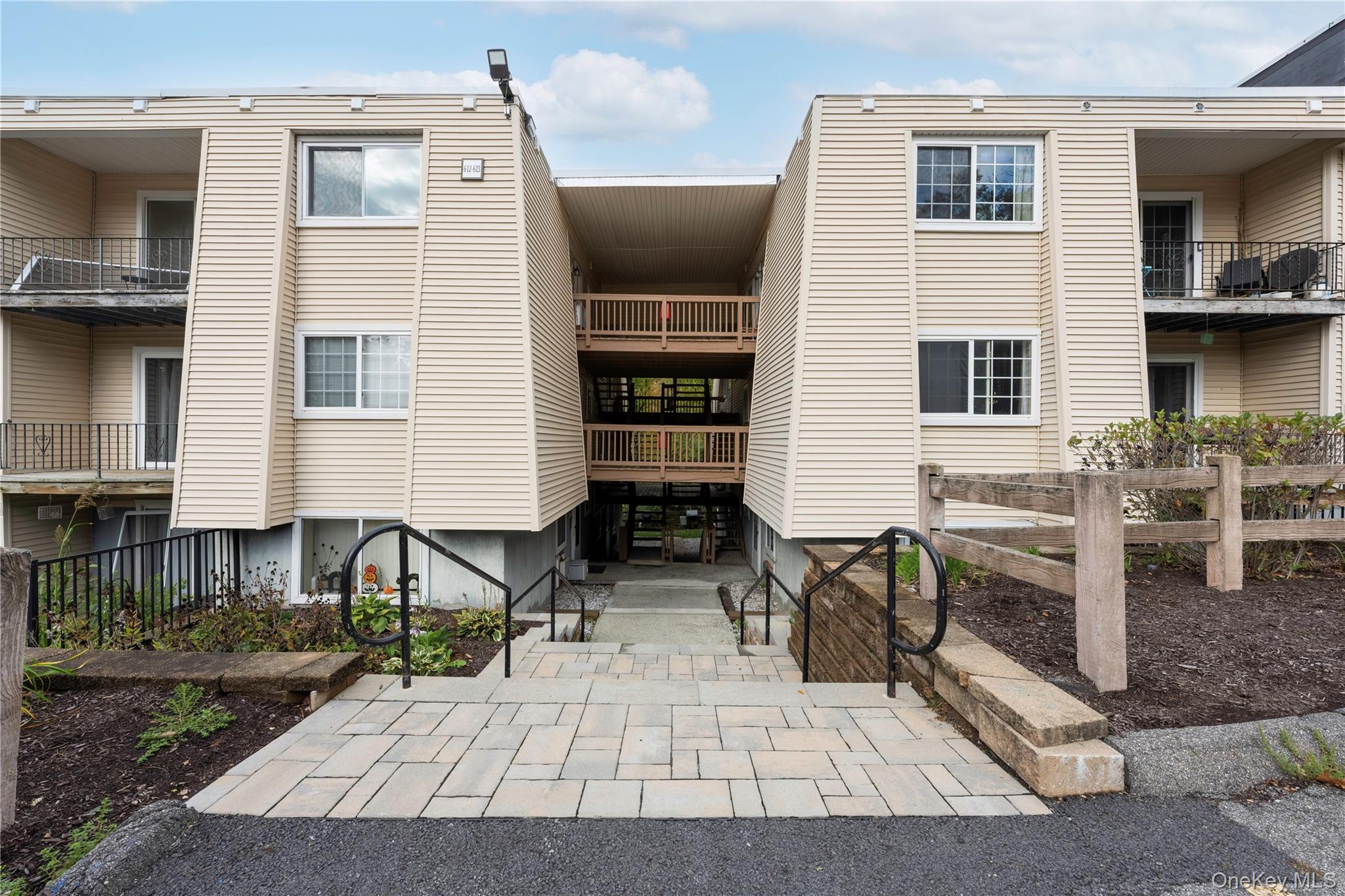 #1 photo, 615 Fox Run Lane, Carmel , NY 10512