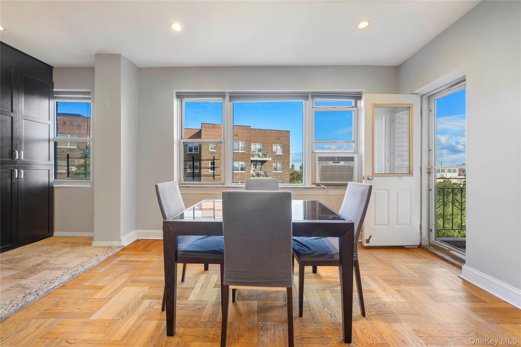 #7 photo, 3750 Hudson Manor Terrace, ブロンクス区 Bronx , NY 10463