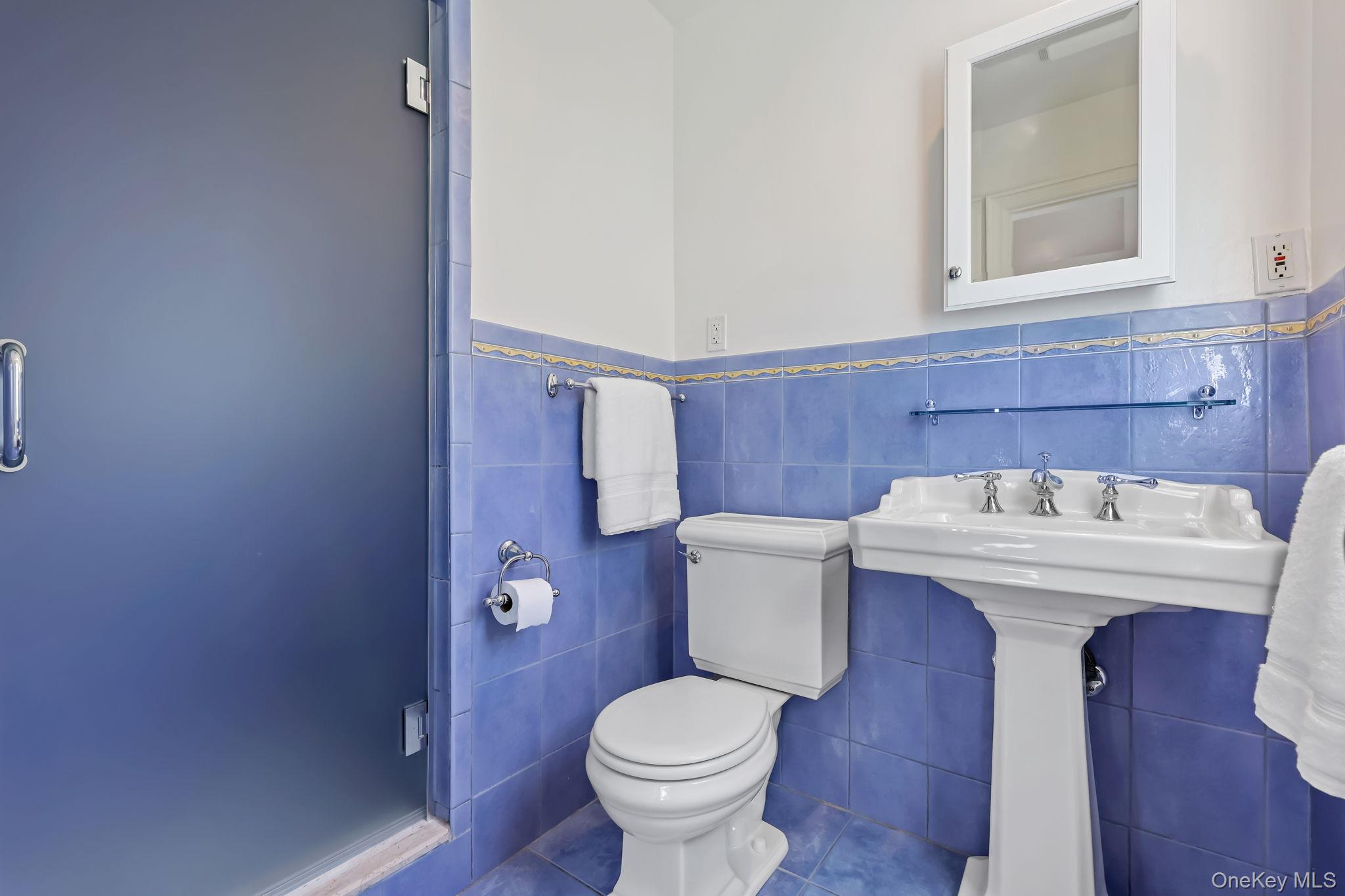 #12 photo, 3 Elm Road, Scarsdale , NY 10583