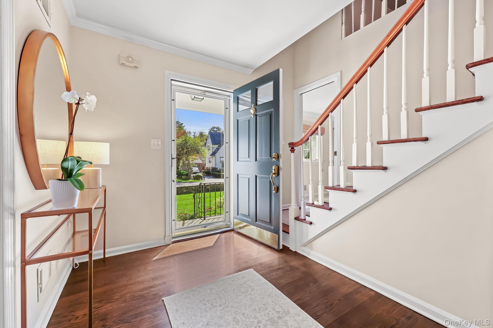 #2 photo, 3 Elm Road, Scarsdale , NY 10583