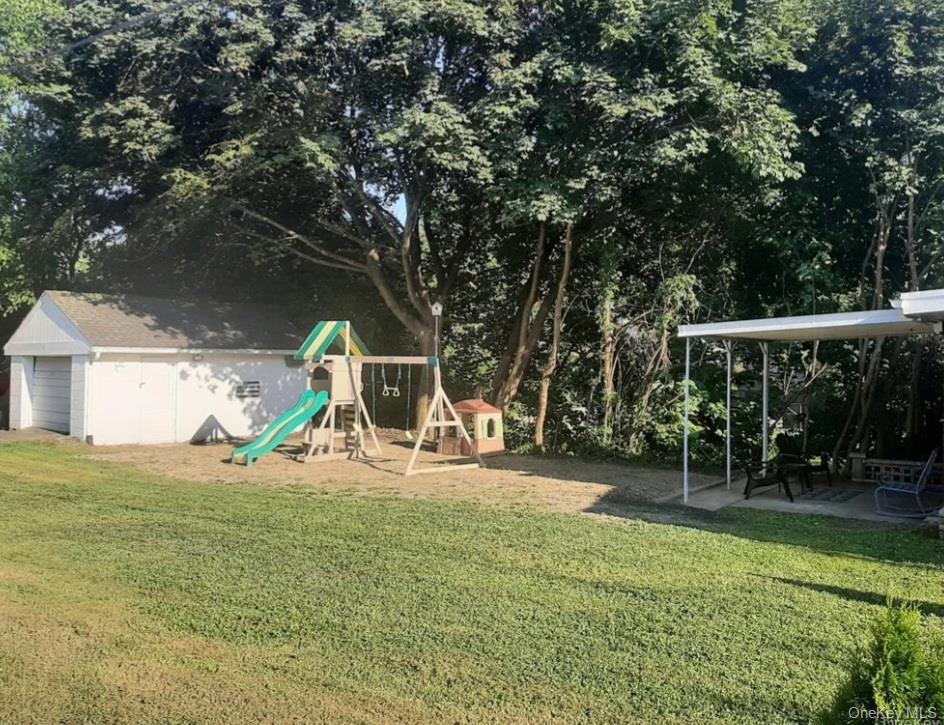 #11 photo, 8 Poplar Street, Poughkeepsie , NY 12601