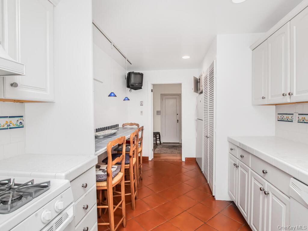 #15 photo, 1273 North Avenue, New Rochelle , NY 10804