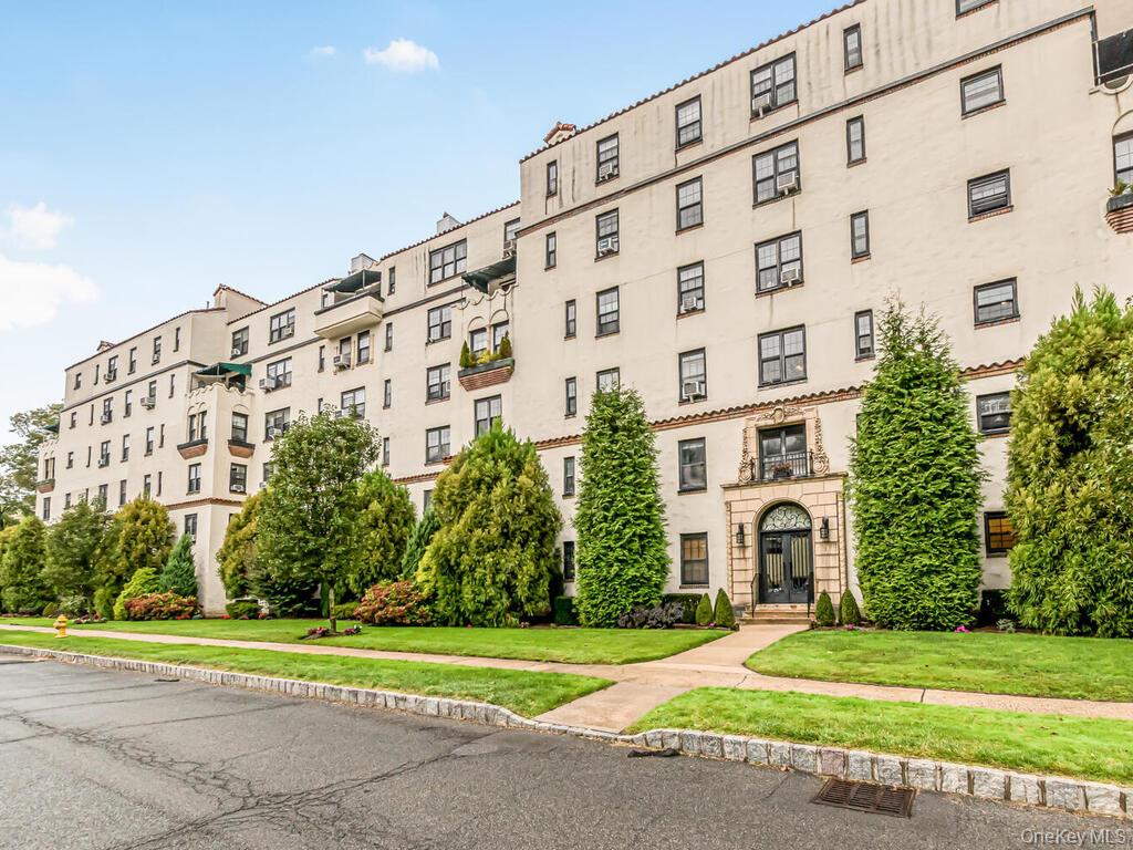 #3 photo, 1273 North Avenue, New Rochelle , NY 10804