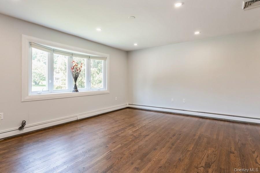 #12 photo, 17 Applesauce Lane, Wappingers Falls , NY 12590