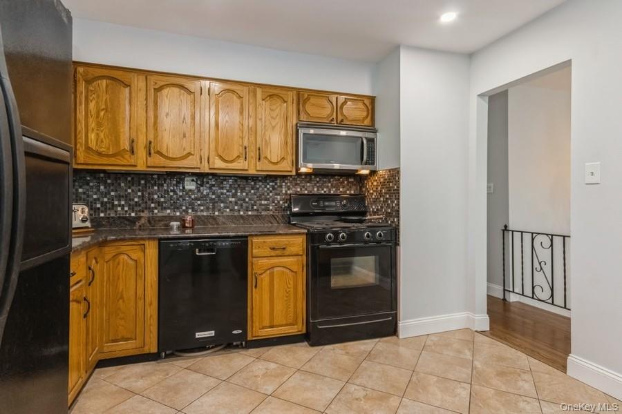 #15 photo, 17 Applesauce Lane, Wappingers Falls , NY 12590