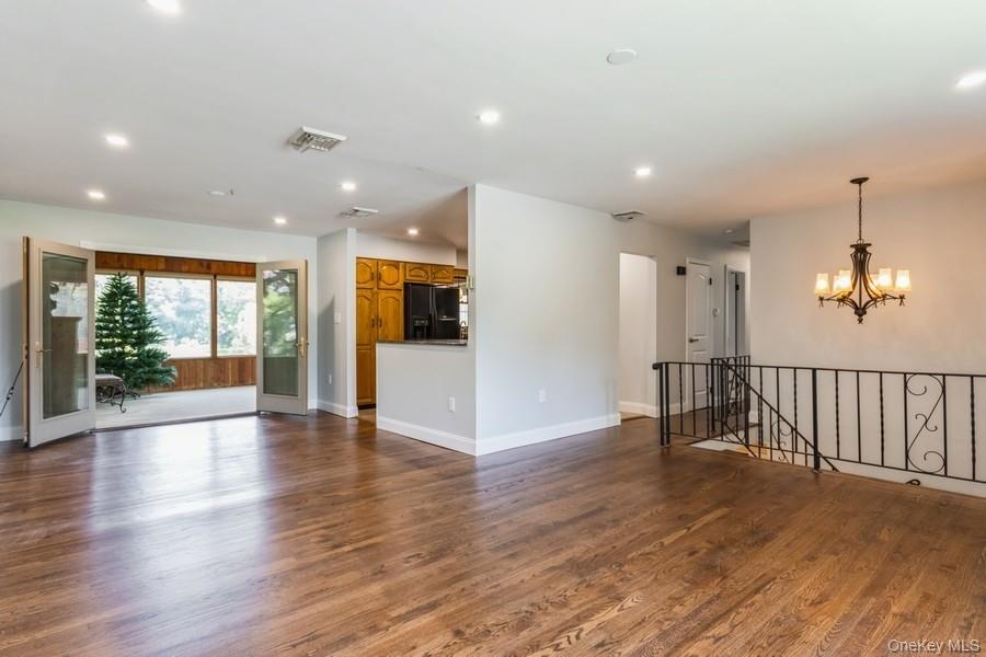 #9 photo, 17 Applesauce Lane, Wappingers Falls , NY 12590