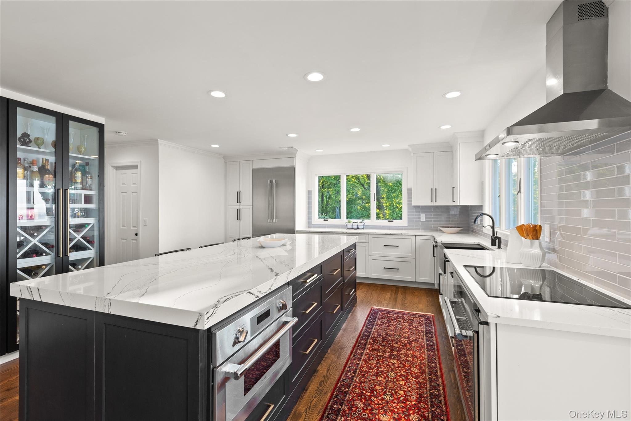 #12 photo, 15 Stephans Path, サフォーク郡 Port Jefferson , NY 11777