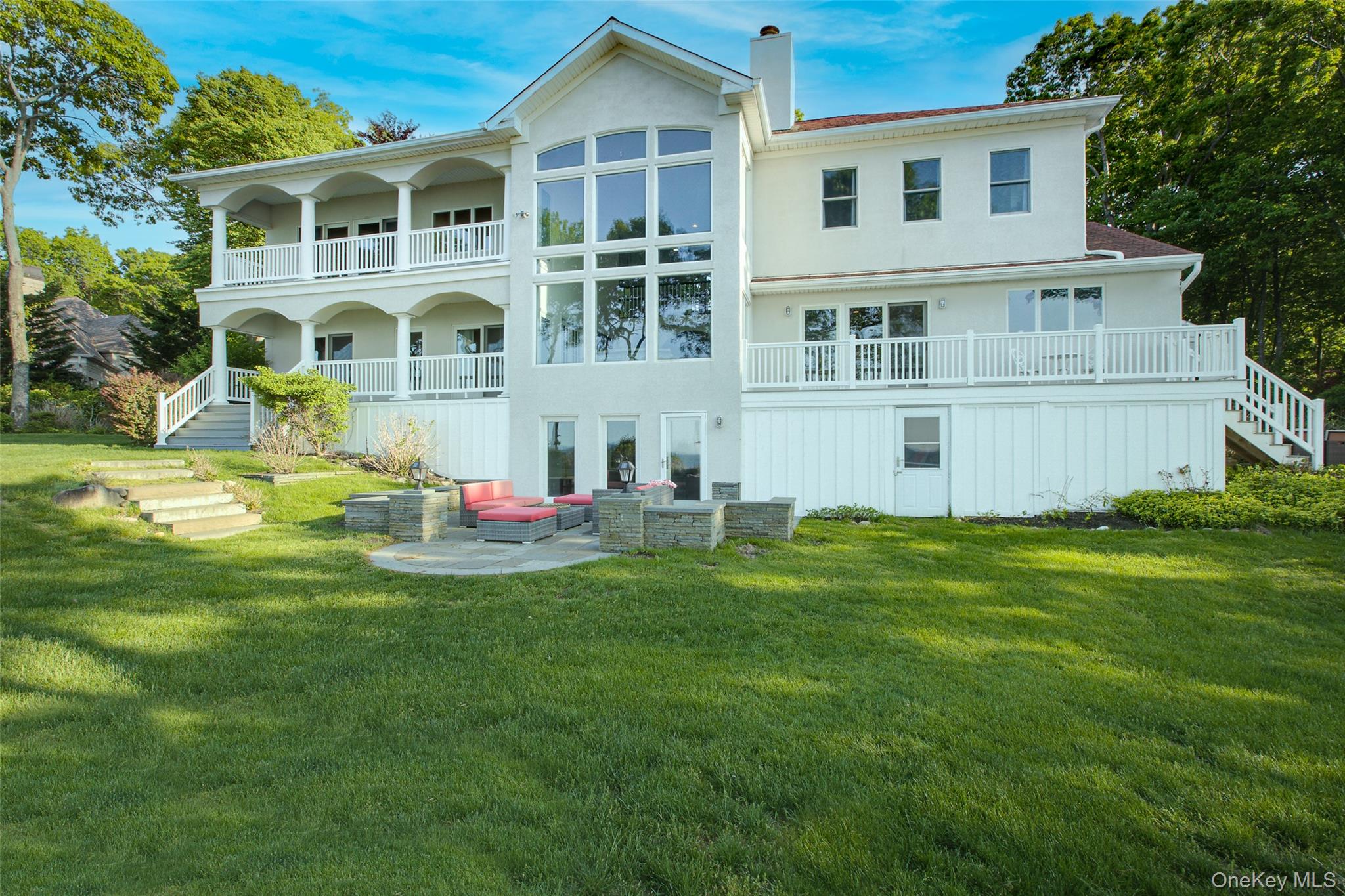 #3 photo, 15 Stephans Path, サフォーク郡 Port Jefferson , NY 11777