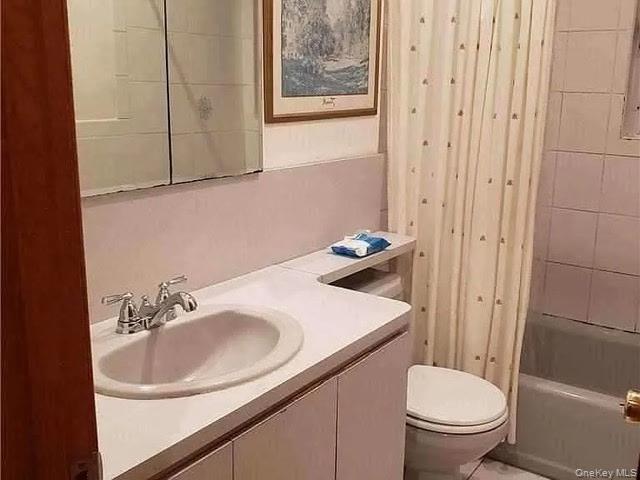 #8 photo, 57 Schuyler Drive, サフォーク郡 Commack , NY 11725