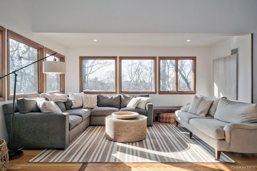 #8 photo, 4 Sloanes Court, ナッソー郡 Sands Point , NY 11050